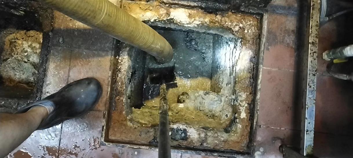 调楼镇污水池清理一般都有毒气，怎么预防中毒呢？
