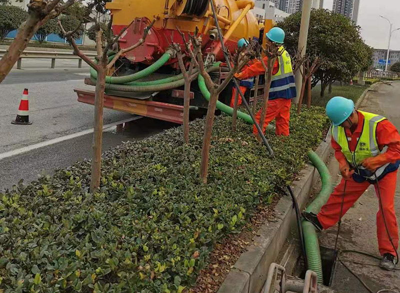 调楼镇市政管道清淤